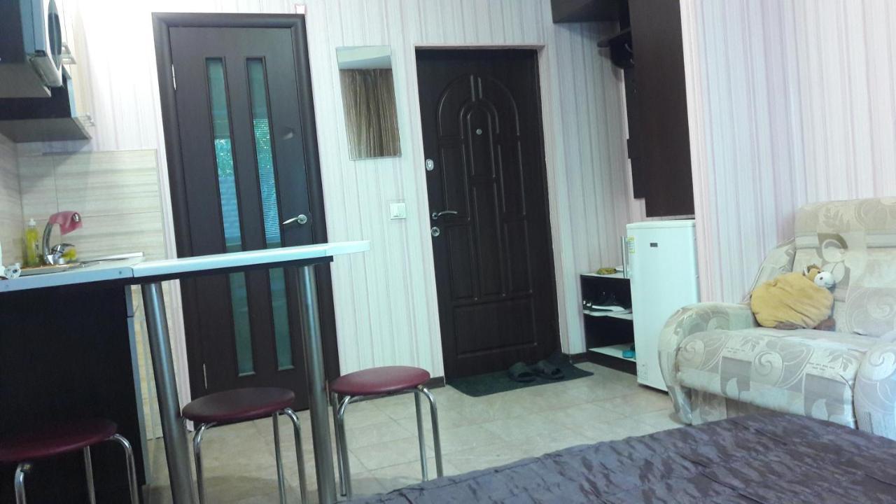 Apartment Derzhavinskaya Kharkiv Eksteriør billede